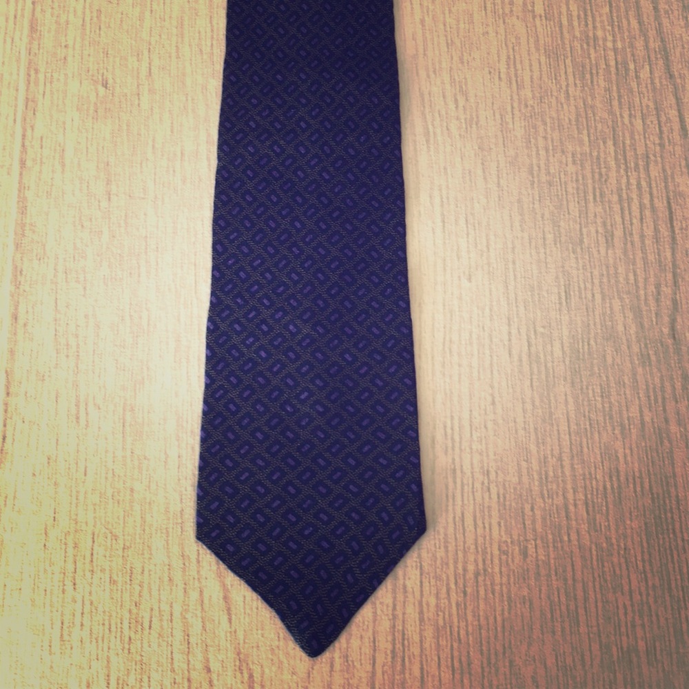 Brand New 100% Silk Calvin Klein Mens Neck Tie
